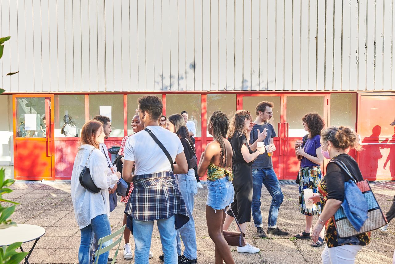 La terrasse située sur le toit du théâtre