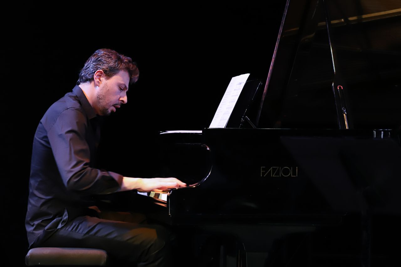 Marc Benham au piano